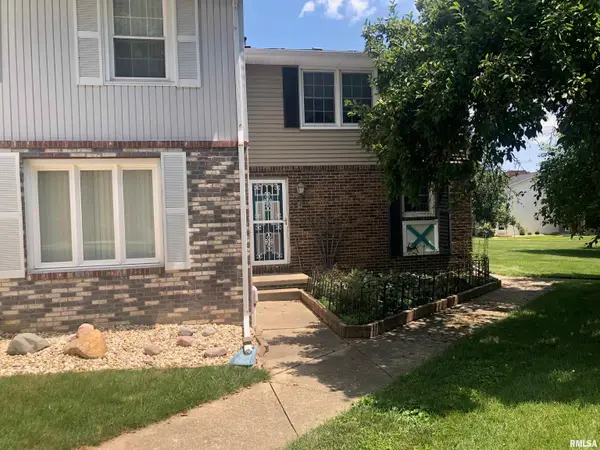 6701 N Fawndale Drive, Peoria, IL 61615