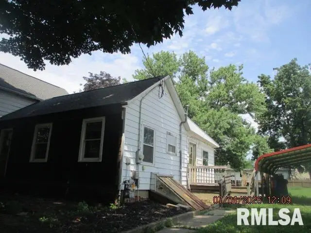 213 E Maple Street, Elmwood, IL 61529 - #2