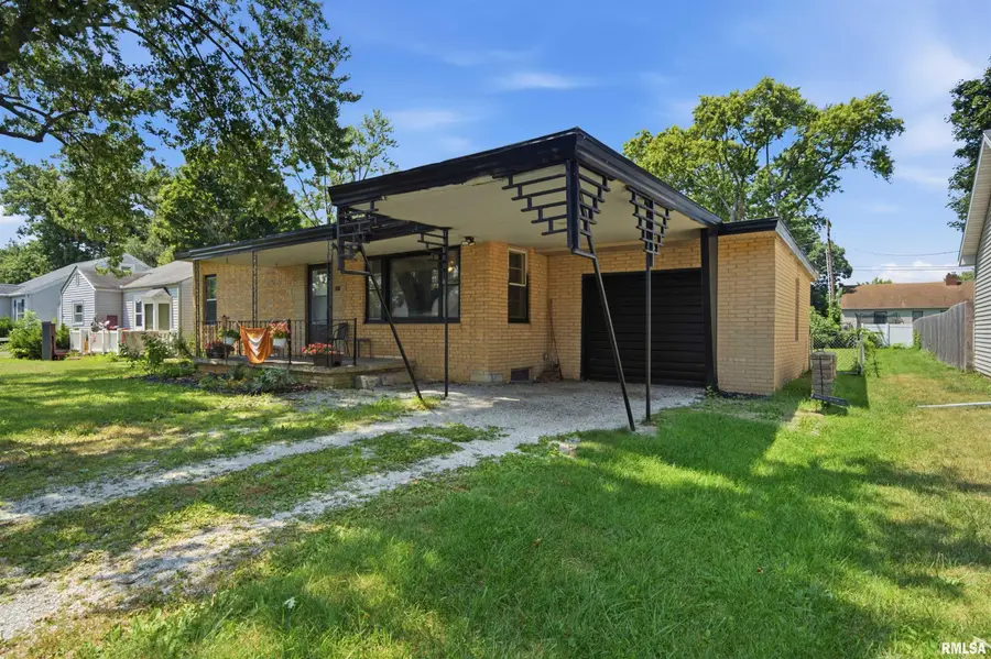 111 Mary Street, Washington, IL 61571 - #2