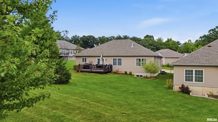 2612 W Lake Pointe Terrace, Peoria, IL 61614 - #2