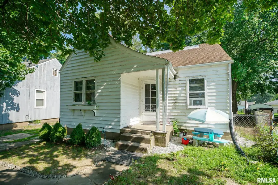 2034 W Hudson Street, Peoria, IL 61604 - #2