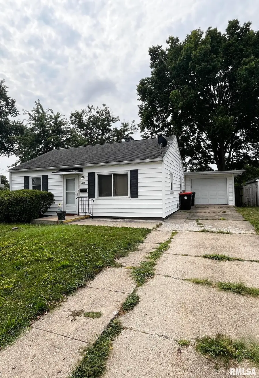 722 W Purtscher Drive, Peoria, IL 61614 - #2