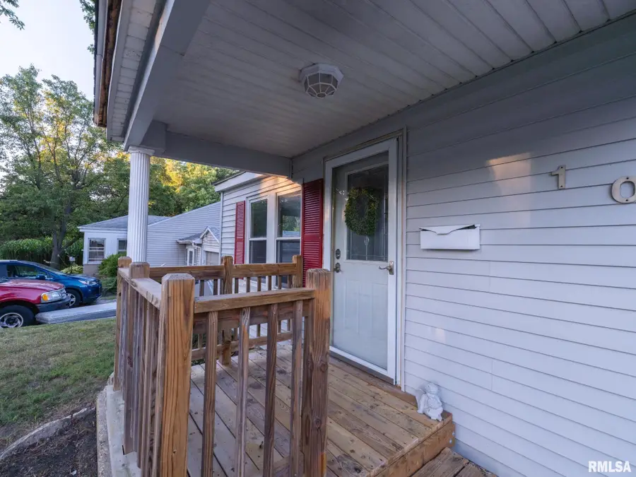100 Donna Court, Pekin, IL 61554 - #3