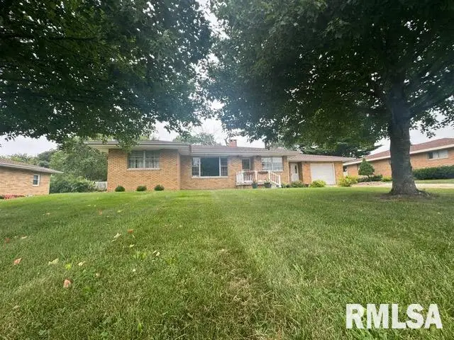 507 N School Street, Minier, IL 61759 - #1