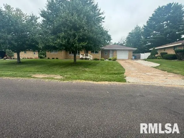 507 N School Street, Minier, IL 61759 - #3