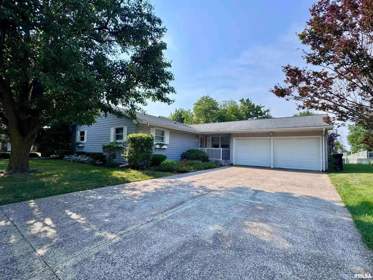1307 Rebecca Lane, Macomb, IL 61455 - #1