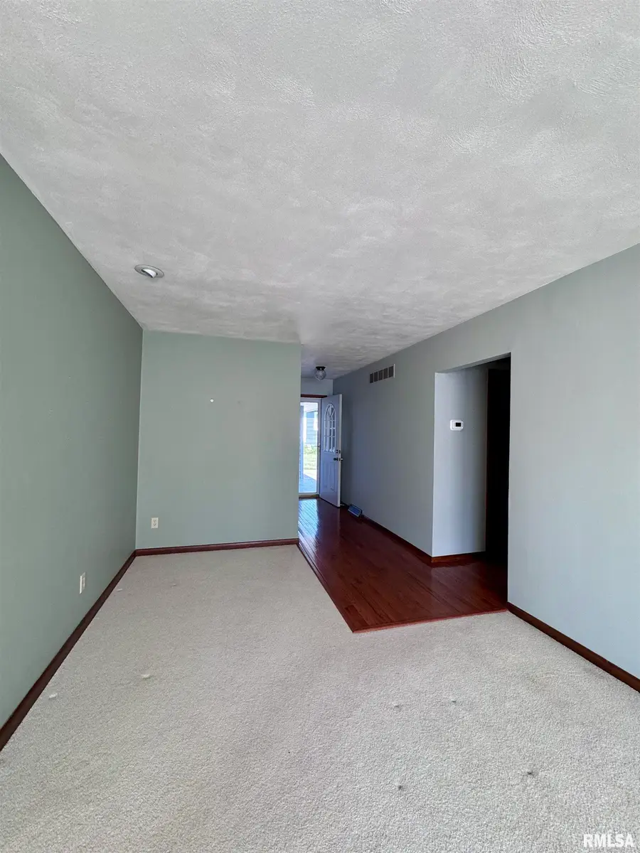 1307 Rebecca Lane, Macomb, IL 61455 - #2