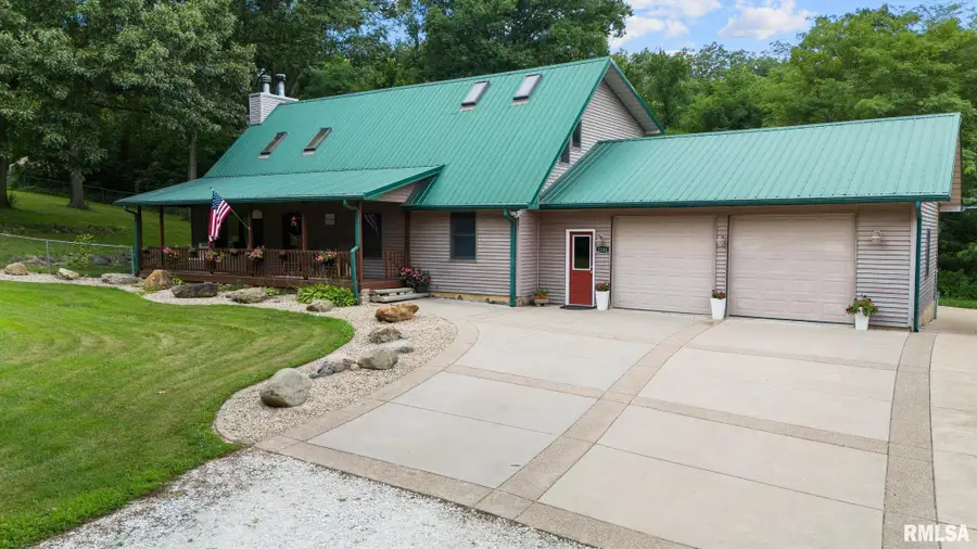2103 N Thirteen Club Drive, Peoria, IL 61604 - #2
