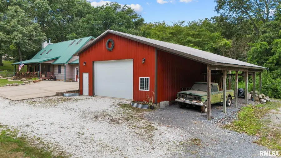 2103 N Thirteen Club Drive, Peoria, IL 61604 - #3
