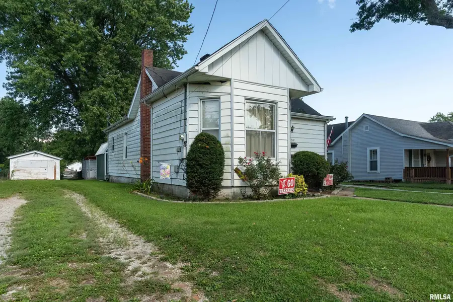 532 N Division Street, Du Quoin No 1, IL 62832 - #3