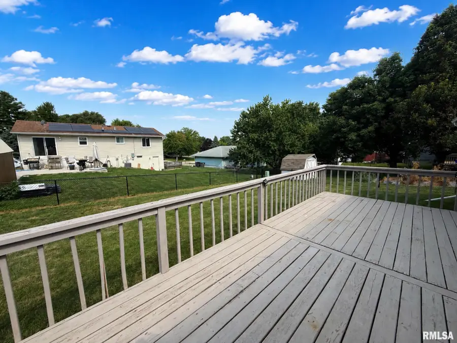 208 Freedom Trail, East Peoria, IL 61611 - #2