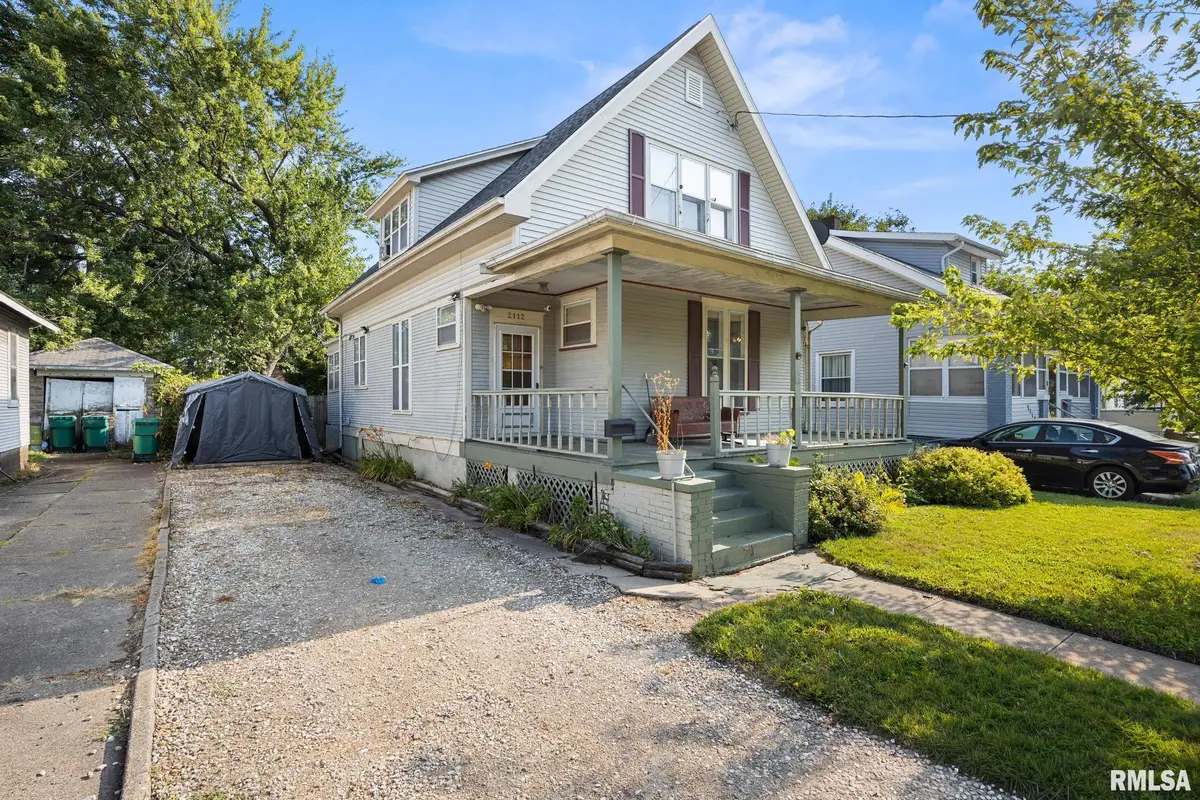 2112 W Manor Parkway, West Peoria, IL 61604 - #1