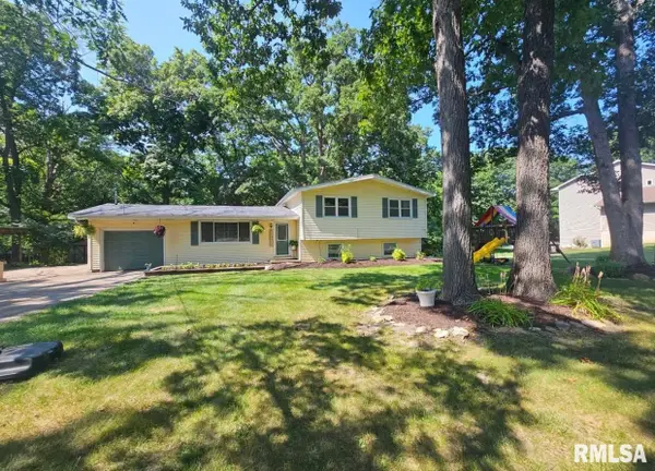 406 Hillman Street, Washington, IL 61571
