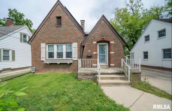 3504 N Peoria Avenue, Peoria, IL 61603