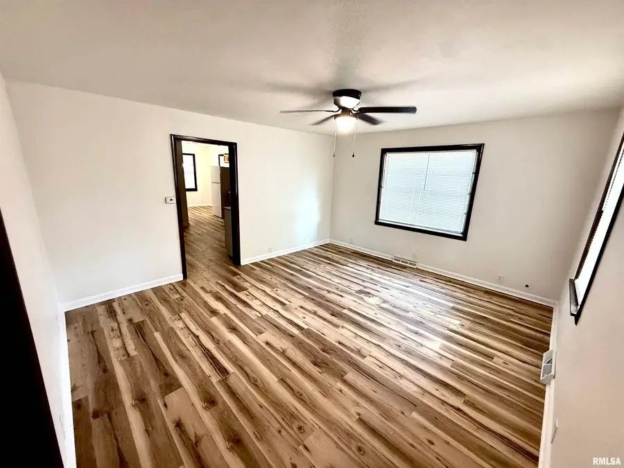 700 N 17th Street, Herrin, IL 62948 - #2