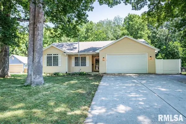 110 N Inglewood Drive, East Peoria, IL 61611