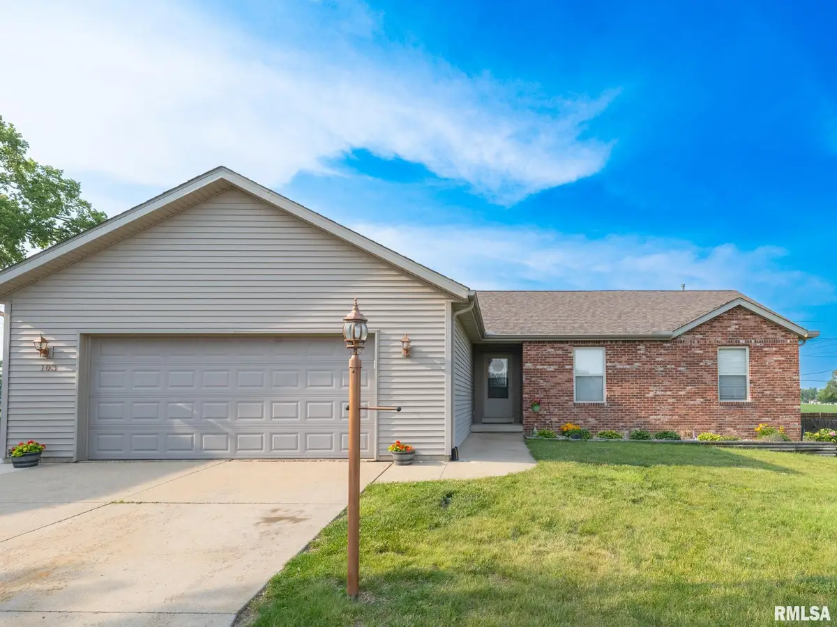 103 Sandyshores Drive, Chillicothe, IL 61523 - #1