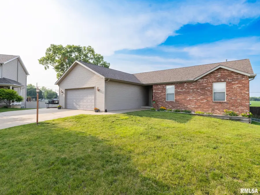 103 Sandyshores Drive, Chillicothe, IL 61523 - #3