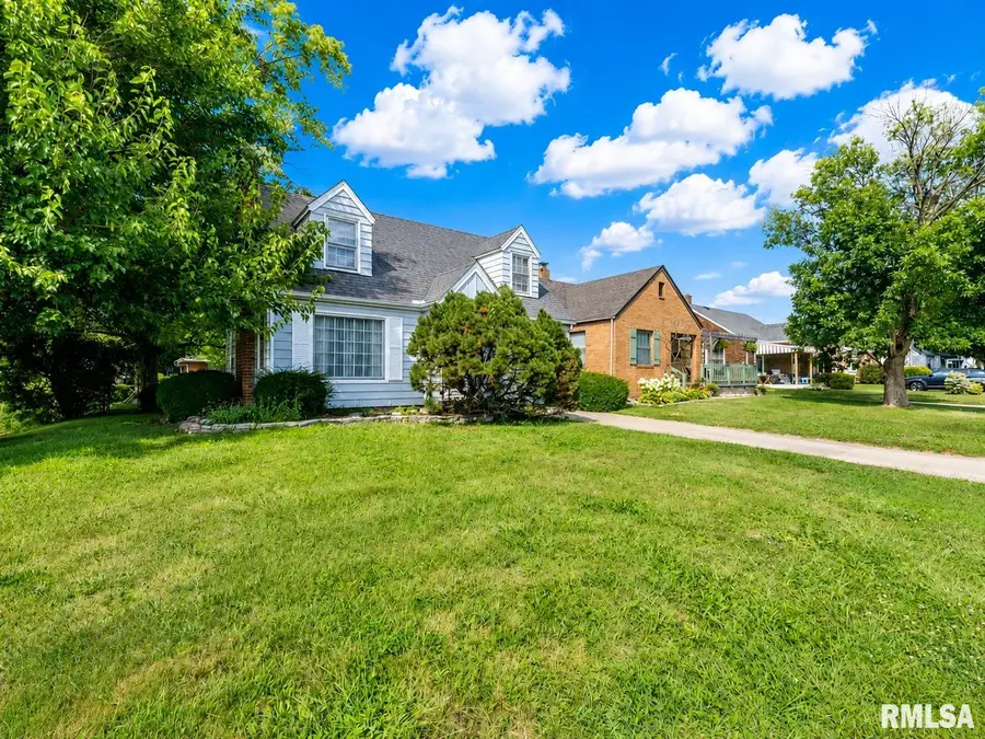 1001 E Forrest Hill Avenue, Peoria, IL 61603 - #3