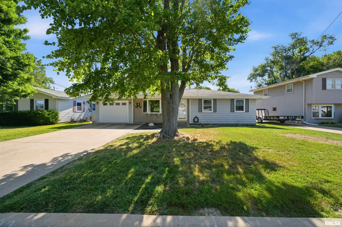 202 Winston Avenue, Bartonville, IL 61607 - #1