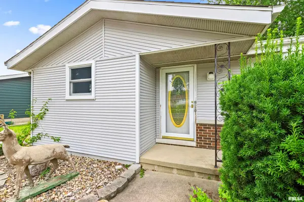414 Whippoorwill Drive, Washington, IL 61571