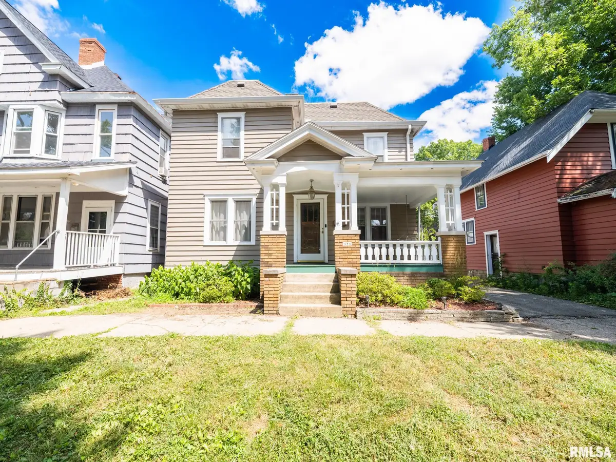 404 N Glenwood Avenue, Peoria, IL 61606 - #1