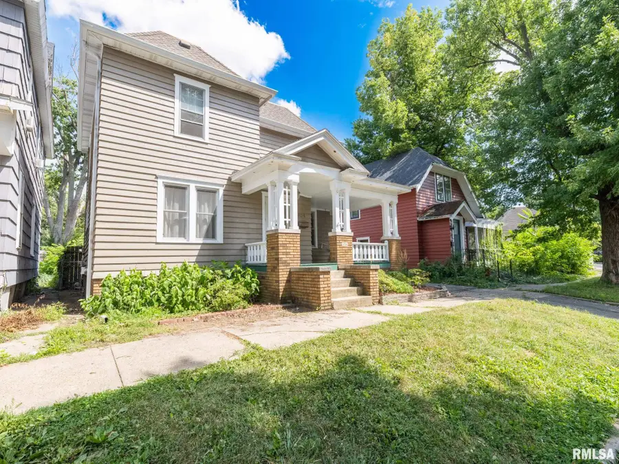 404 N Glenwood Avenue, Peoria, IL 61606 - #3