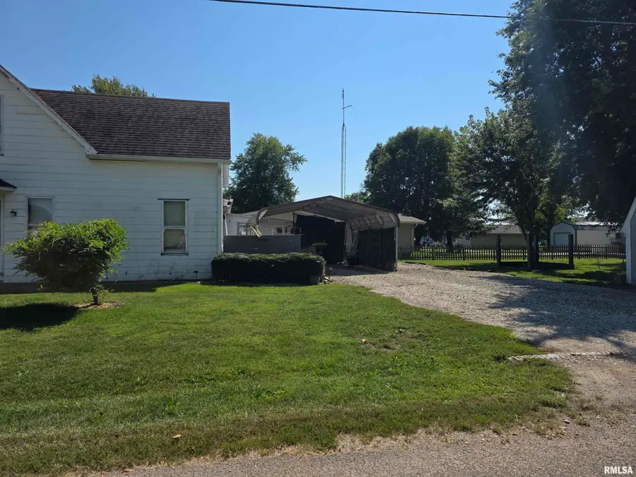 104 W 5th Street, Maquon, IL 61458 - #3
