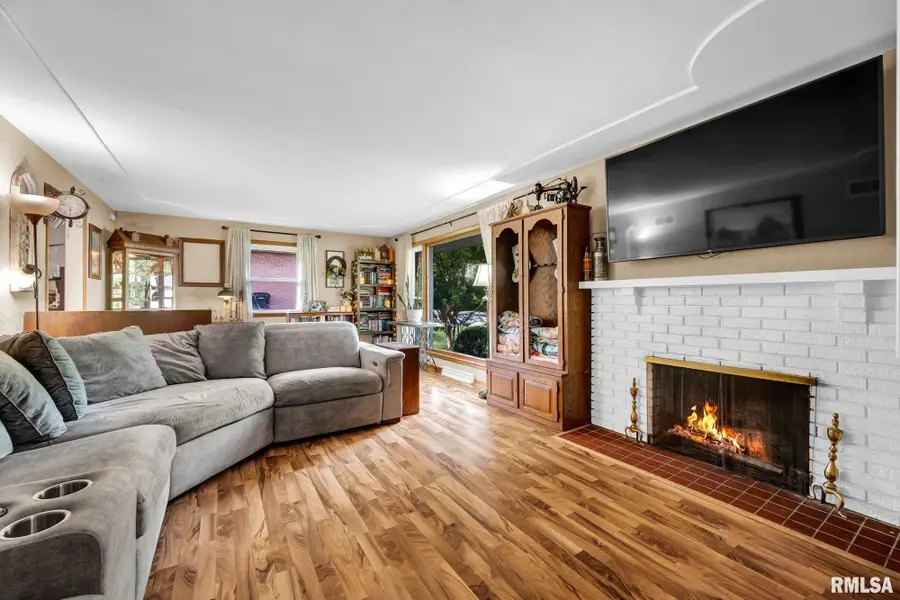 603 S High Street, Washington, IL 61571 - #2