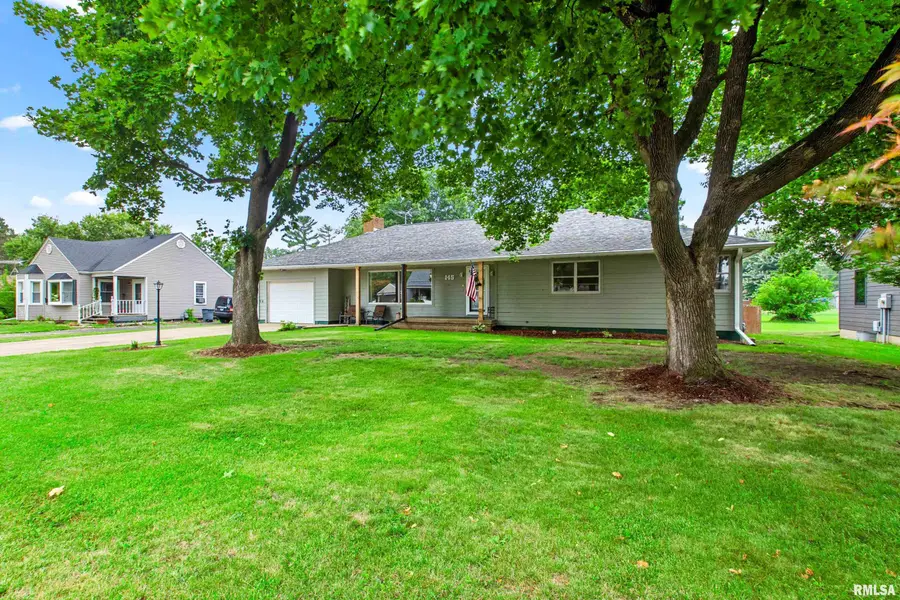 145 N Park Drive, Canton, IL 61520 - #2
