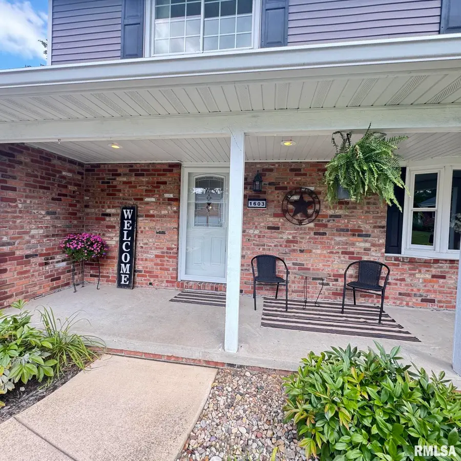 1603 W Grandridge Drive, Dunlap, IL 61525 - #2