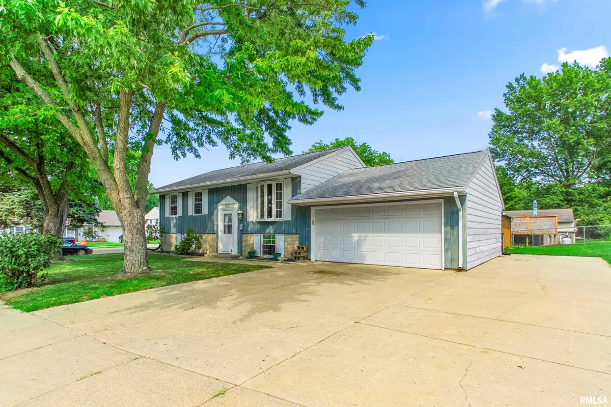 1 Dominion Court, Pekin, IL 61554 - #1