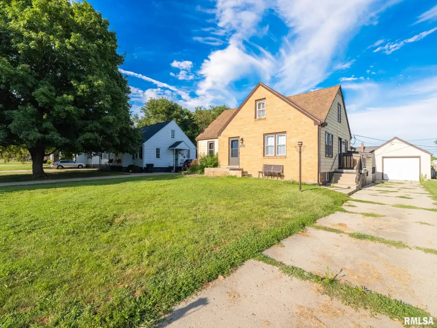 200 William Street, East Peoria, IL 61611 - #3