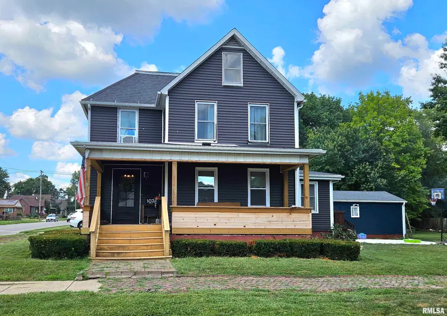 107 E Olive Street, Canton, IL 61520 - #2