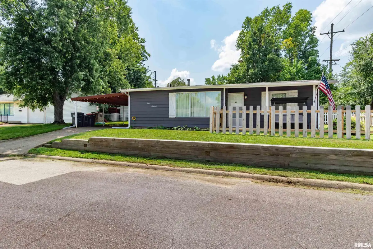1600 Bellaire Street, Pekin, IL 61554 - #1