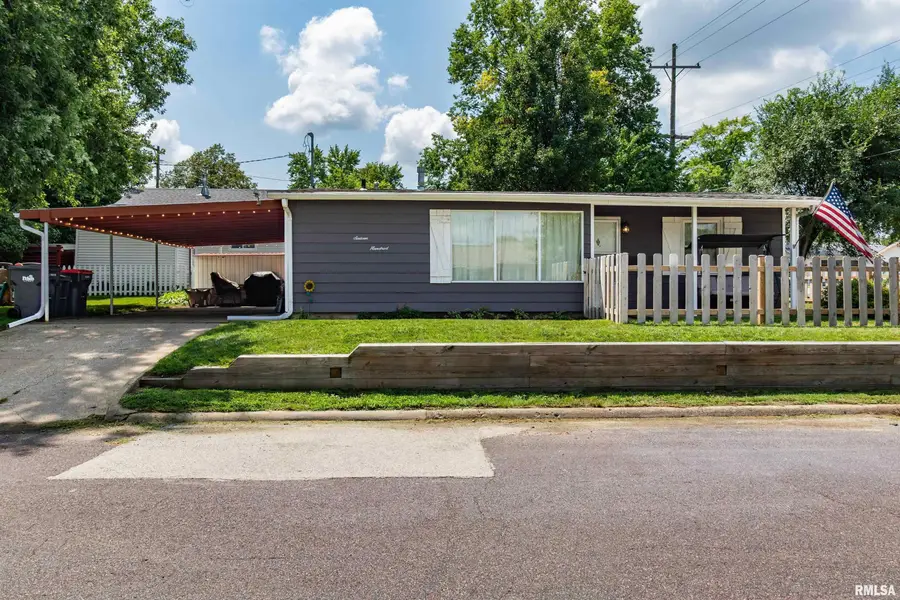 1600 Bellaire Street, Pekin, IL 61554 - #2