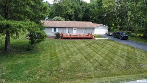 202 S Dunston Street, Marion, IL 62959