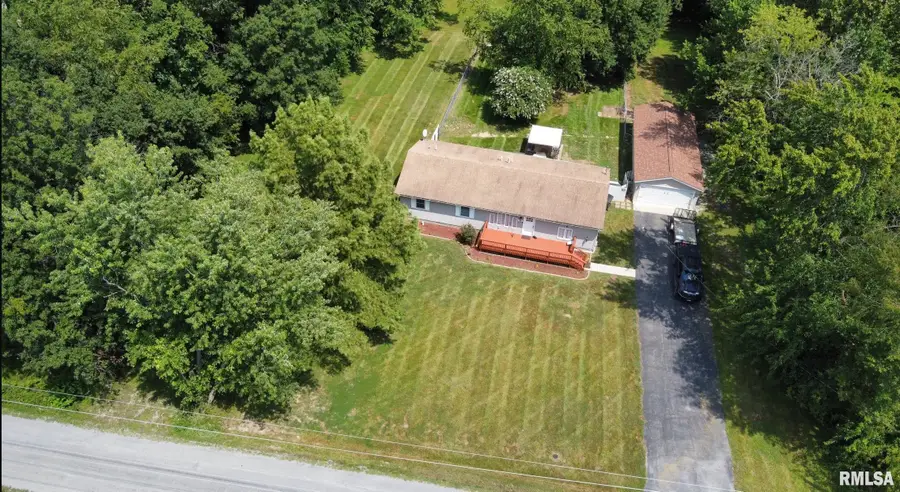 202 S Dunston Street, Marion, IL 62959 - #3