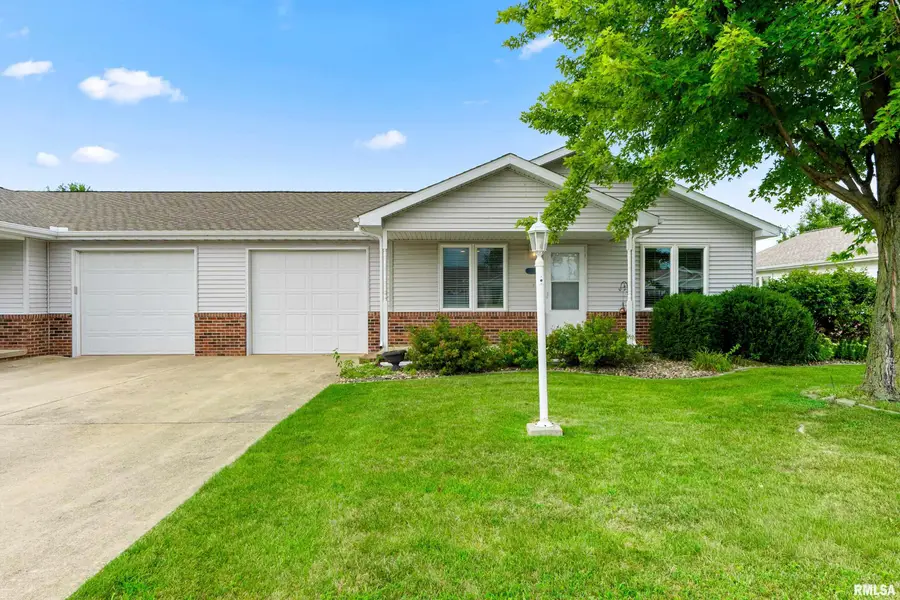 207 Easy Street, Washington, IL 61571 - #2