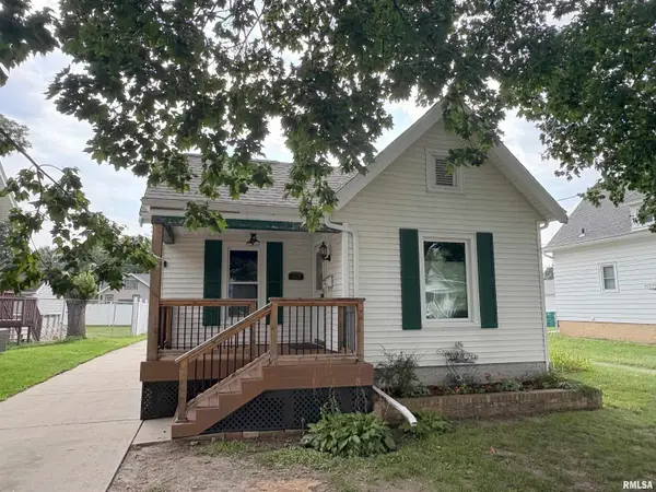 2112 W Alice Avenue, West Peoria, IL 61604