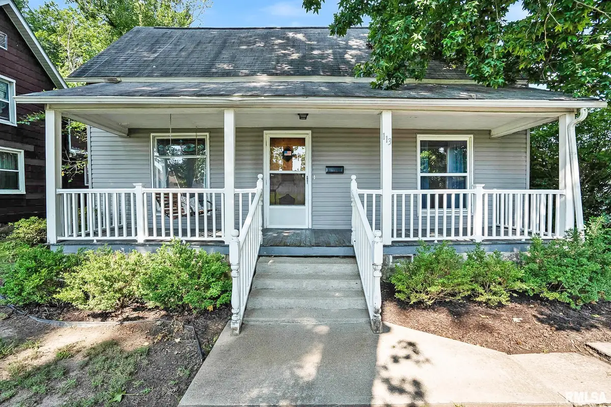 113 N 11th Street, Herrin, IL 62948 - #1