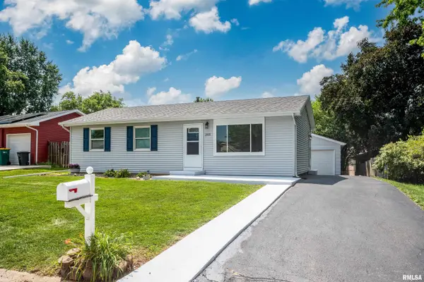 205 Mimosa Lane, Washington, IL 61571
