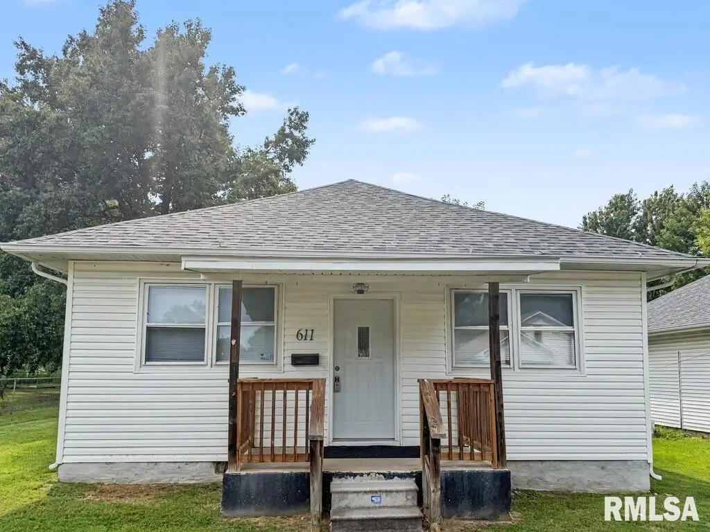611 S 23rd Street, Herrin, IL 62948 - #1