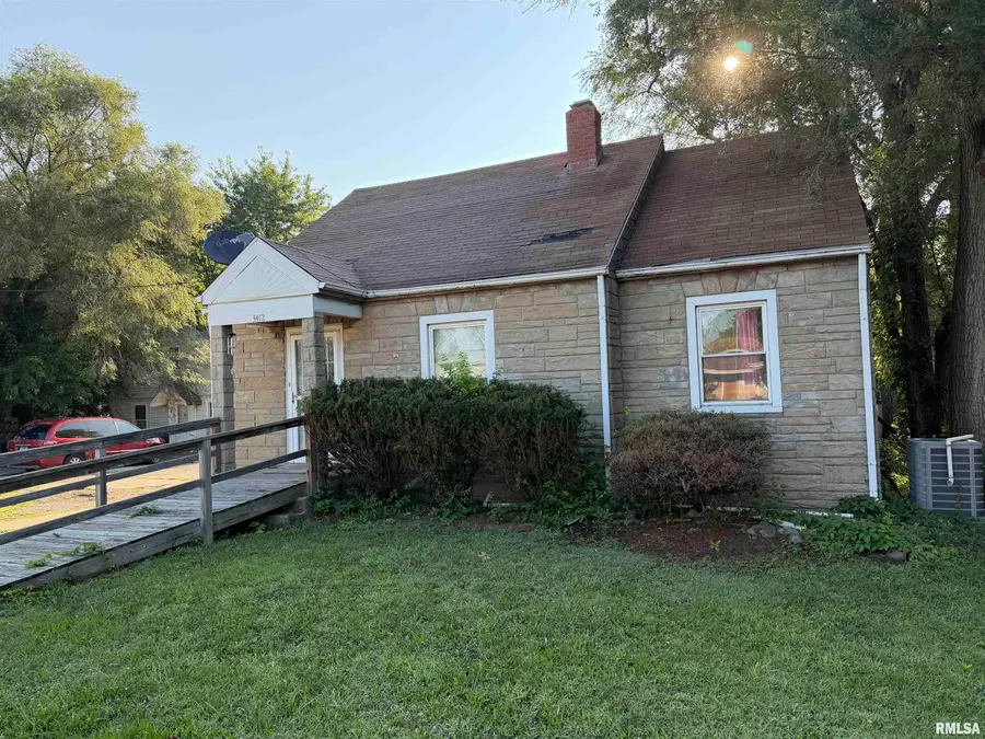 3412 N Sterling Avenue, Peoria, IL 61604 - #2