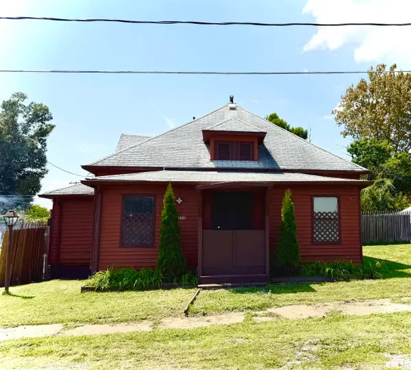1555 Reed Street, Eldorado, IL 62930