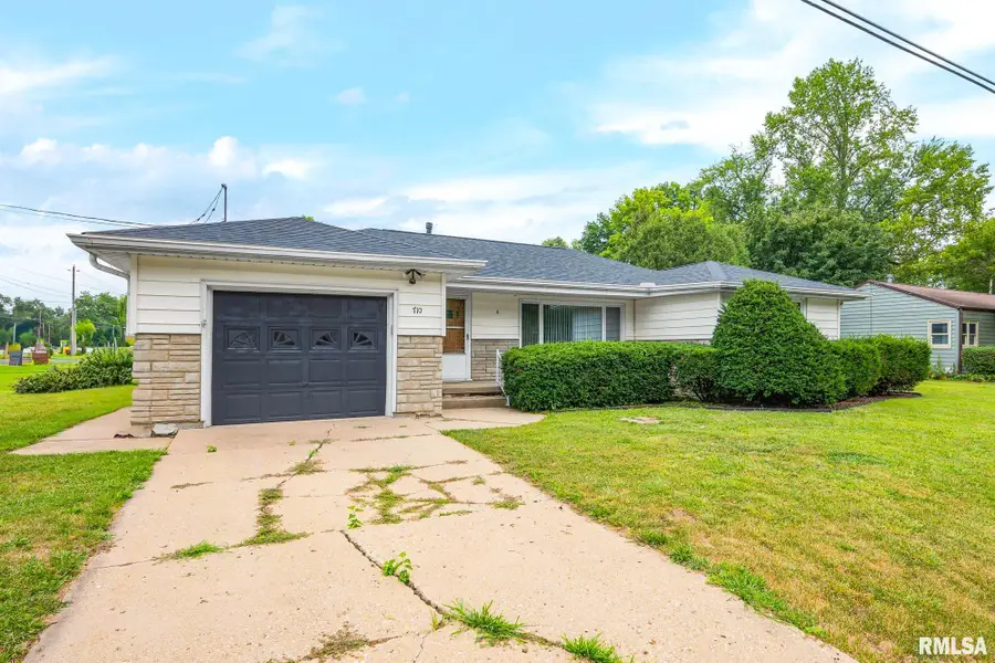 710 S Don Lyn Court, Peoria, IL 61604 - #2