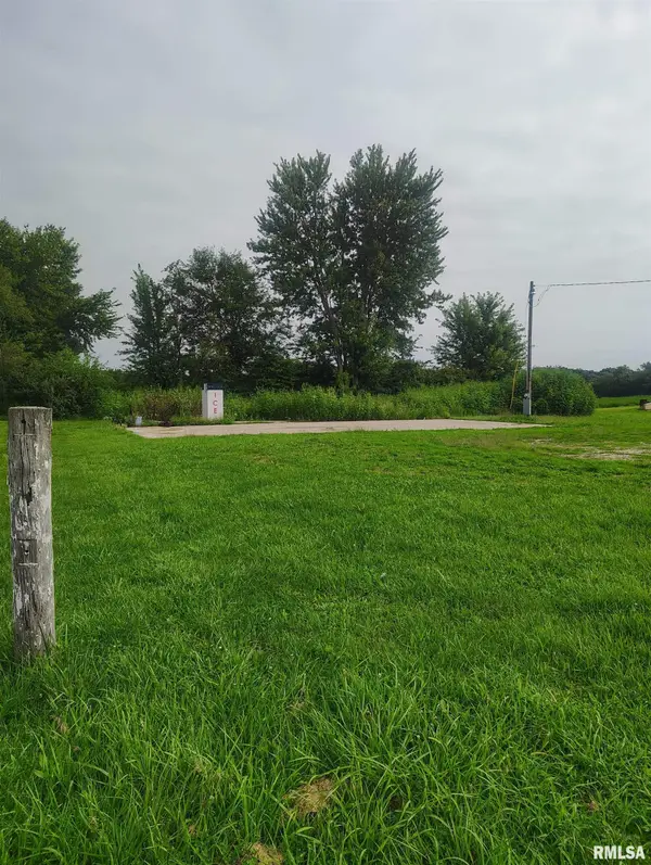 24196 E County Highway 27, Canton, IL 61520