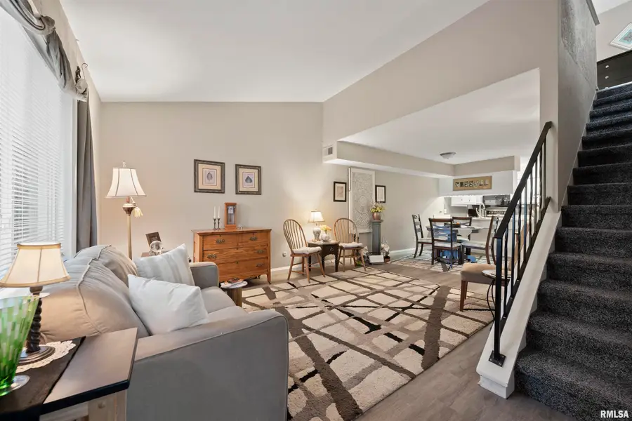 6831 N Frostwood Parkway #D29, Peoria, IL 61615 - #3