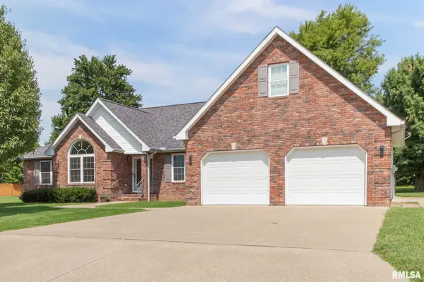 707 Saluki Drive, Marion, IL 62959