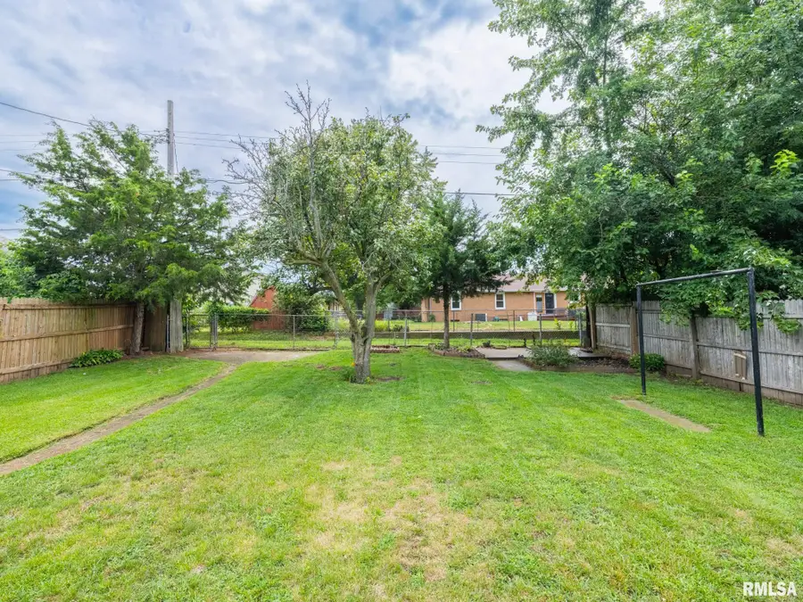 1500 Martha Street, Pekin, IL 61554 - #3